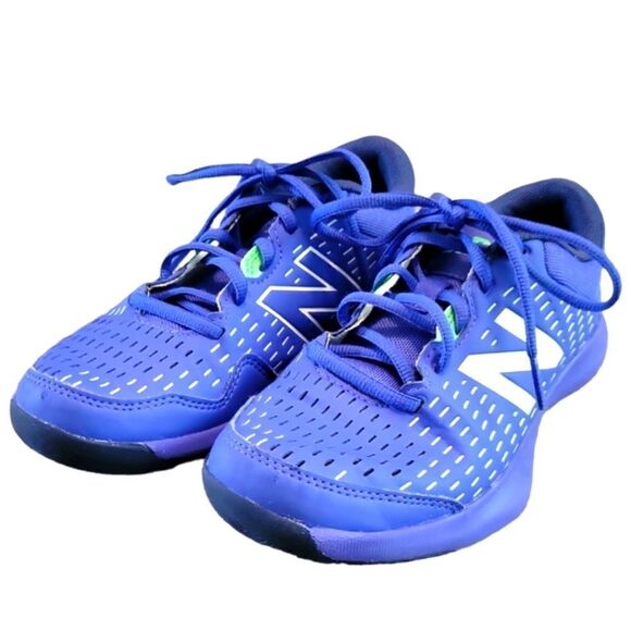 EC NEW BALLANCE BOYS SHOES IN VICTORY BLUE AND WHITE SZ.5 - Picture 1 of 4